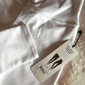 ALO HIGH WAISTED LEGGINGS IN WHITE SIZE S NWT